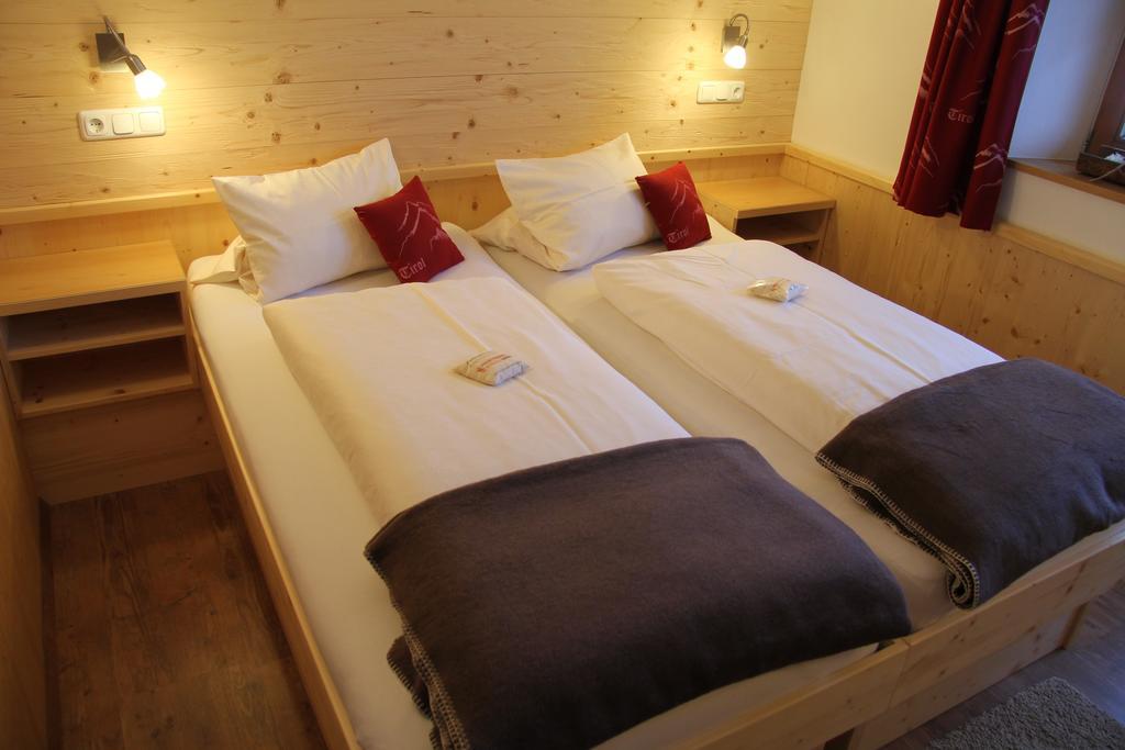 Apartmenthaus Innerkratzerhof Pragraten Luaran gambar