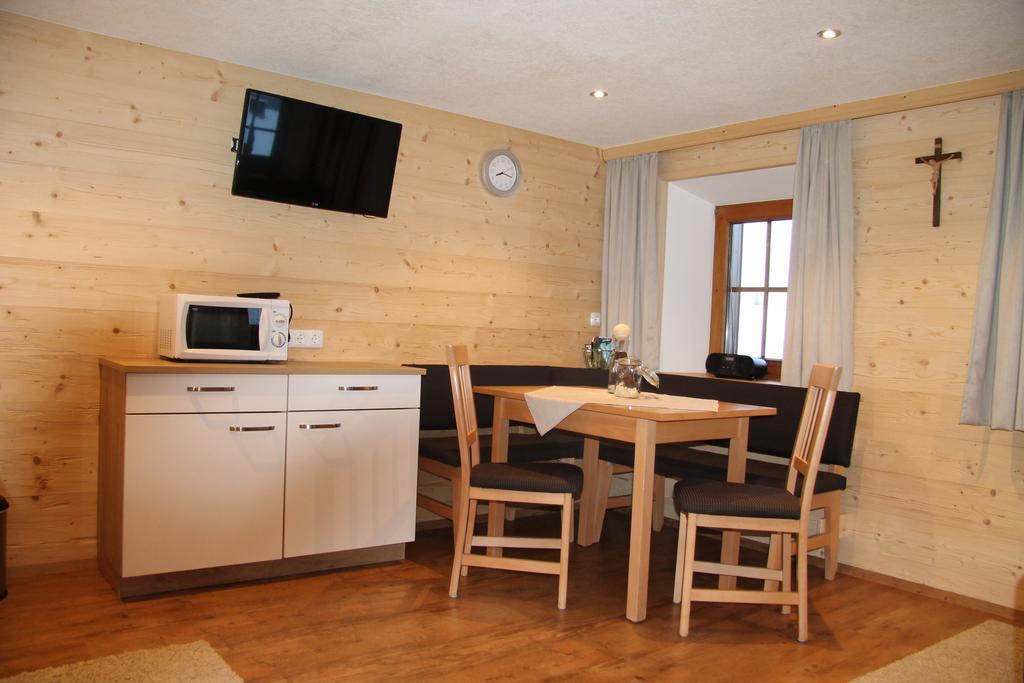 Apartmenthaus Innerkratzerhof Pragraten Luaran gambar